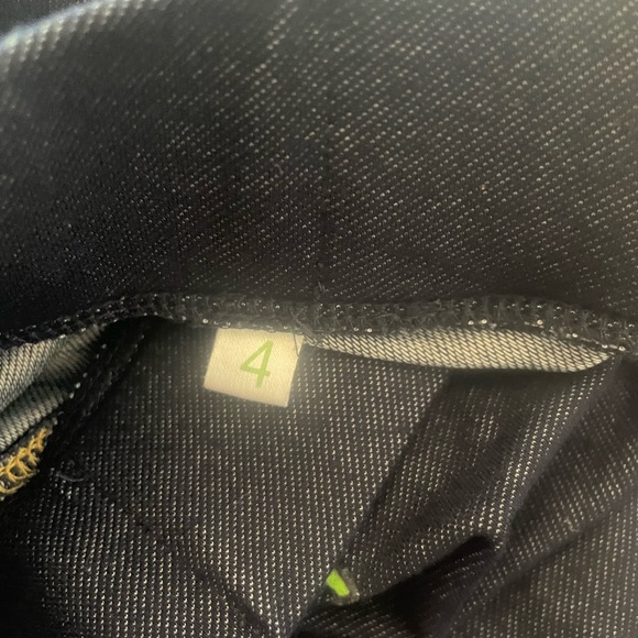 Peekaboo Beans Jean Skirt 4T - Picture 2 of 3